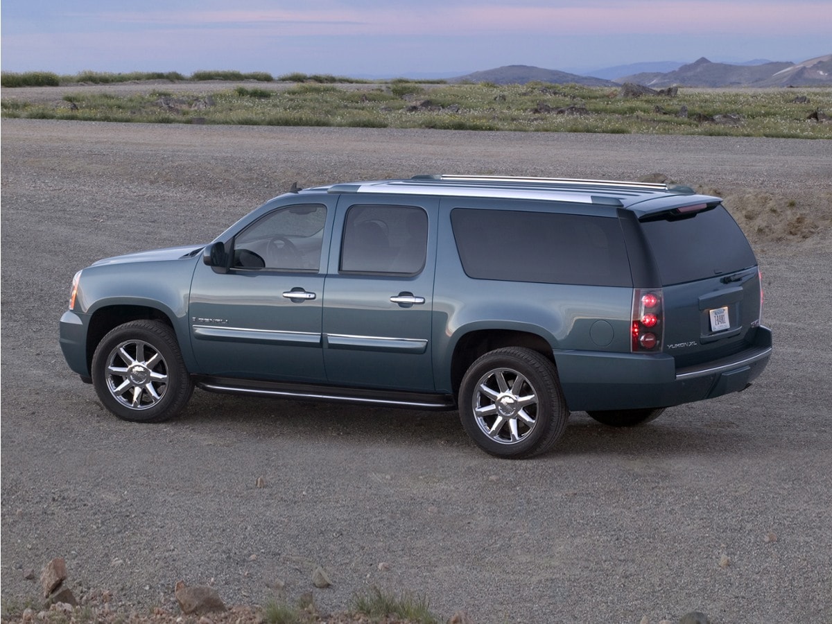 gmc yukon xl 2011 1GKS2MEFXBR307105 image gmc yukon xl 2011 1GKS2MEFXBR307105 image